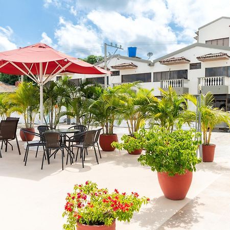 Hotel Corozal Plaza Exterior photo