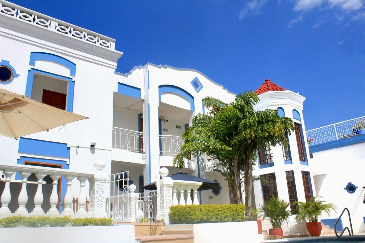 Hotel Corozal Plaza Exterior photo