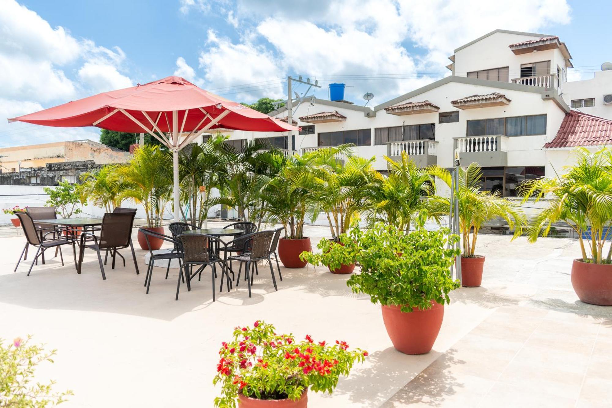 Hotel Corozal Plaza Exterior photo